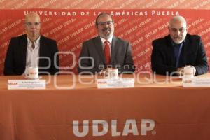 UDLAP PRESENTACIÓN REVISTA ENTORNO