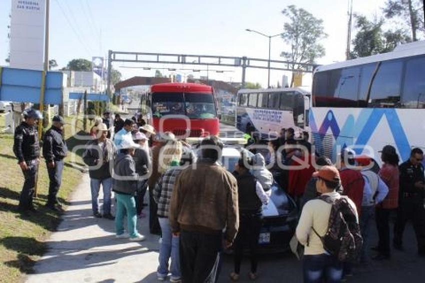 POBLADORES RETENIDOS . TEXMELUCAN