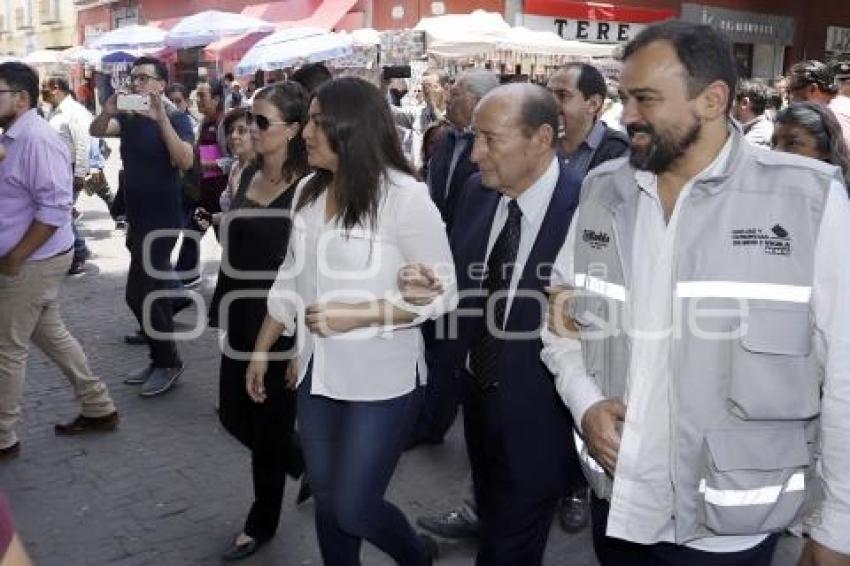 CLAUDIA RIVERA . RECORRIDO 5 DE MAYO
