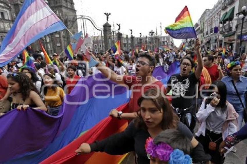 MARCHA LGTB