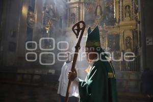 MISA DOMINICAL . CATEDRAL