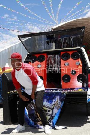 EXHIBICIÓN AUTOS MODIFICADOS