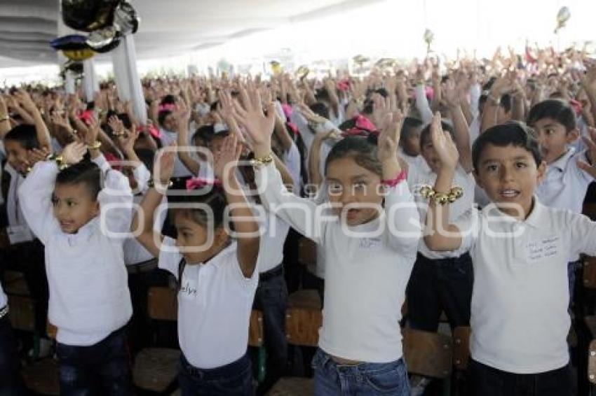 GOBIERNO ESTATAL . GRADUACIÓN CAIC