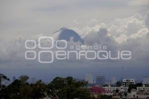 VOLCÁN POPOCATÉPETL . FUMAROLA