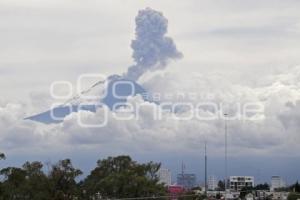 VOLCÁN POPOCATÉPETL . FUMAROLA