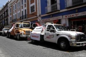 MANIFESTACIÓN . OPERADORES DE GRÚA