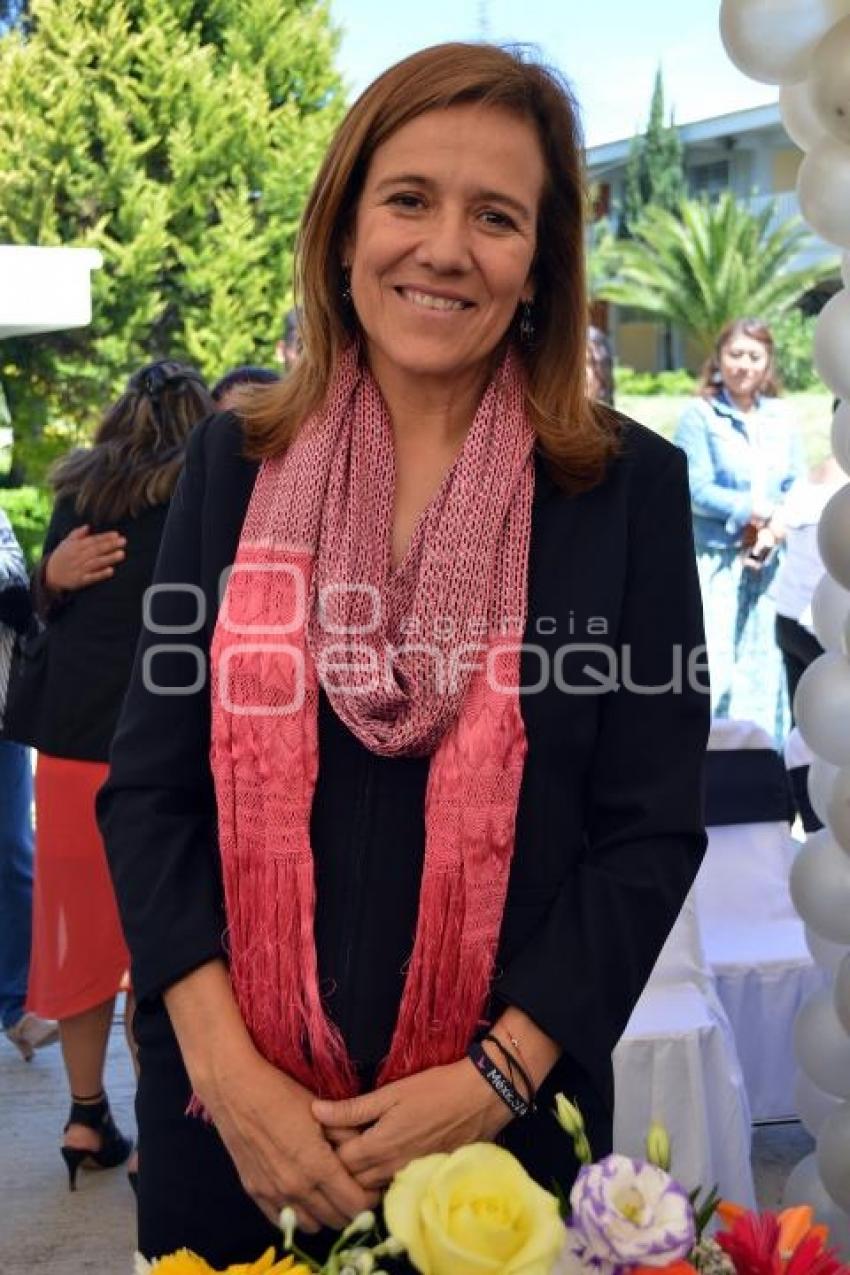 GRADUACIÓN .  MARGARITA ZAVALA