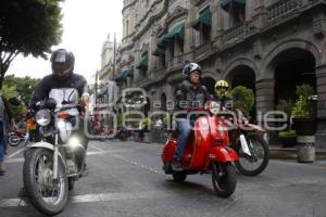 MANIFESTACIÓN . MOTOCICLISTAS