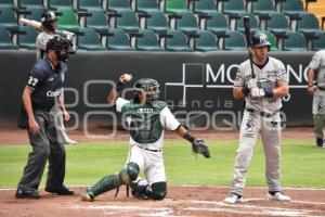 BEISBOL . PERICOS VS SULTANES