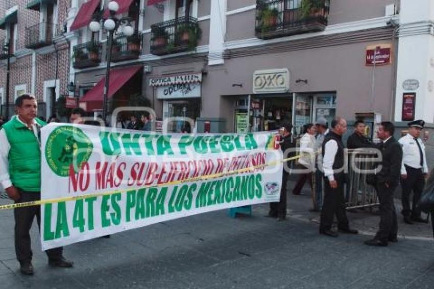 MANIFESTACIÓN UNTA