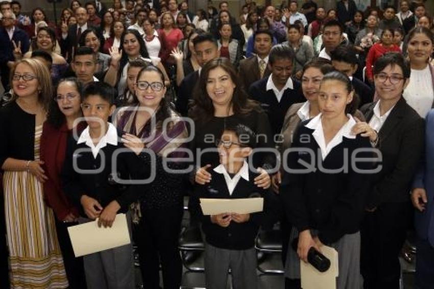 GOBIERNO MUNICIPAL .  GRADUACIÓN CENTRO DE DÍA