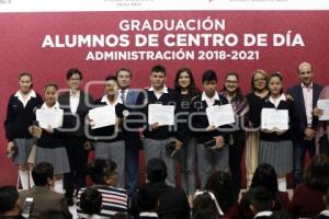 GOBIERNO MUNICIPAL .  GRADUACIÓN CENTRO DE DÍA