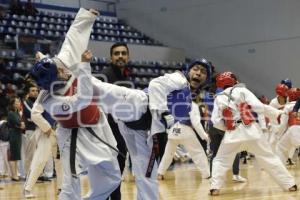 50 AÑOS TAEKWONDO