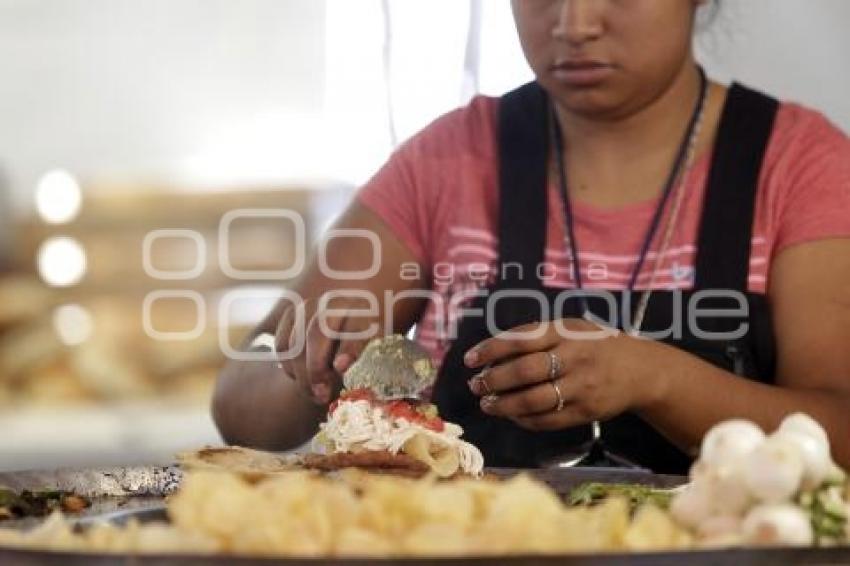 FERIA DE LA CEMITA