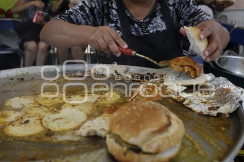 FERIA DE LA CEMITA