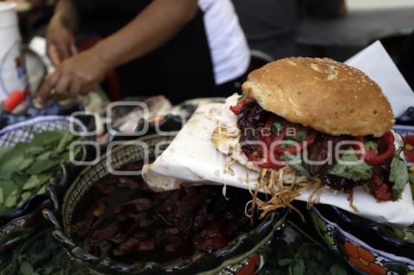 FERIA DE LA CEMITA