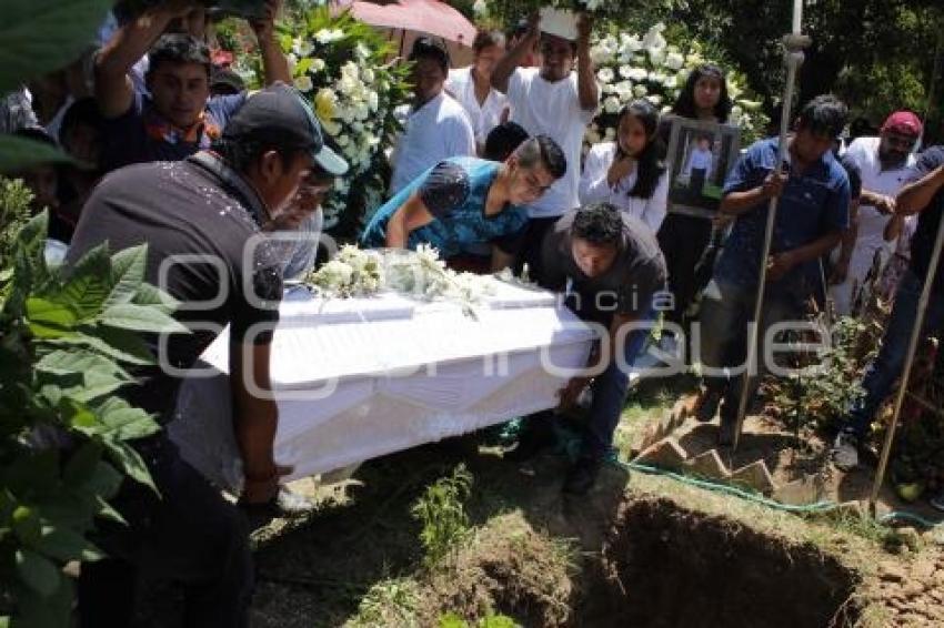 SEPELIO NIÑO ASESINADO