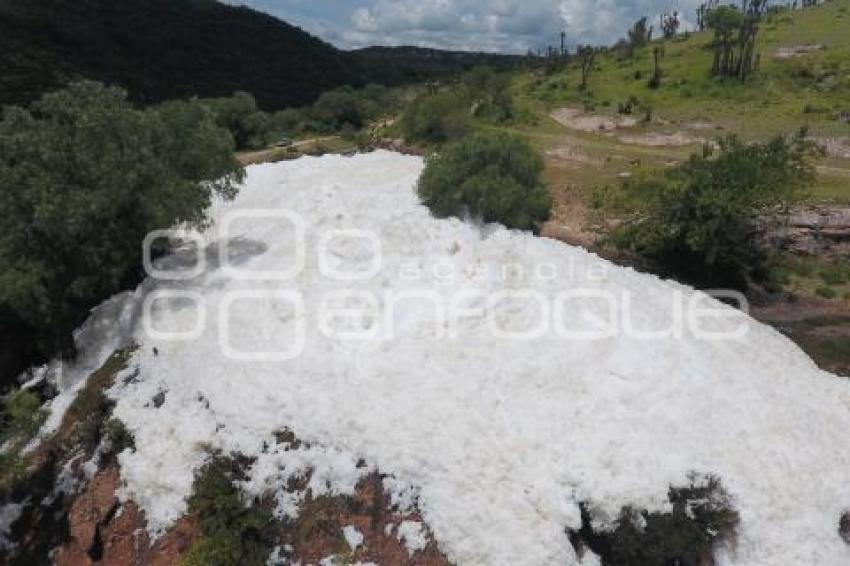 VALSEQUILLO . ESPUMA DESECHOS TOXICOS