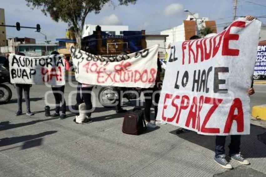 MANIFESTACIÓN RECHAZADOS BUAP