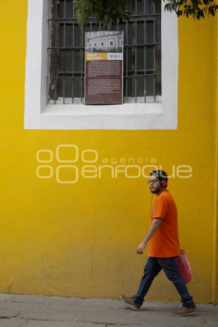 PATIO DE LOS AZULEJOS