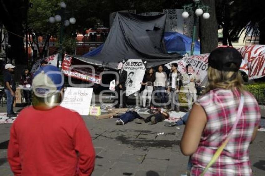 MANIFESTACIÓN FEET