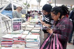 CANOA . FIESTA DEL LIBRO