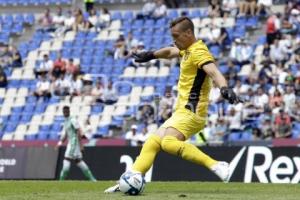 FÚTBOL . CLUB PUEBLA VS REAL BETIS