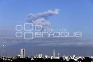 VOLCÁN POPOCATÉPETL . FUMAROLA