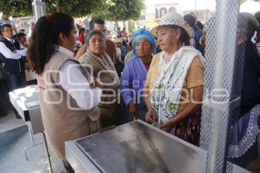 ENTREGA DE ESTUFAS ECOLÓGICAS