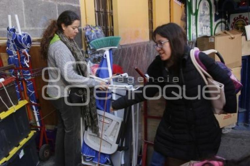 MANIFESTACIÓN . AMBULANTES