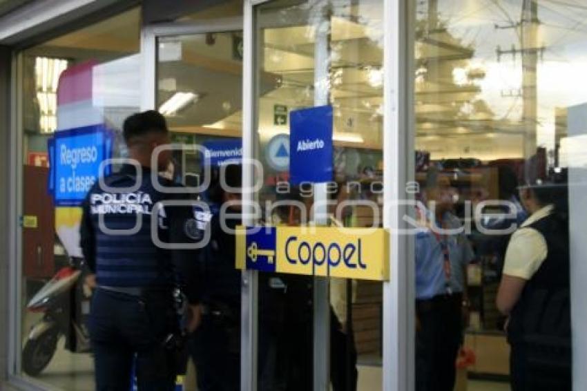 ASALTO . COPPEL