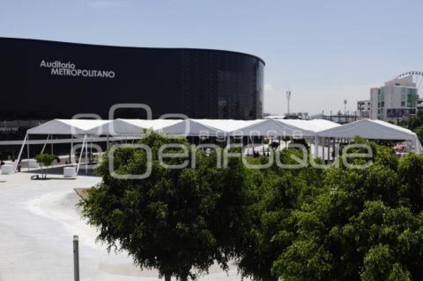 PREPARATIVOS AUDITORIO METROPOLITANO