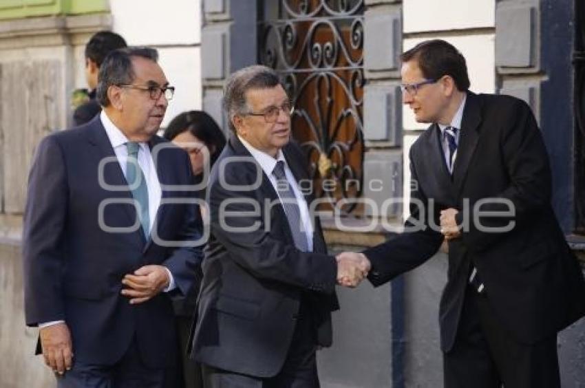 TOMA DE PROTESTA . INVITADOS