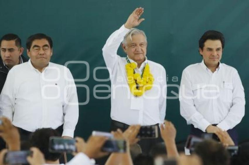 GIRA PRESIDENCIAL . XICOTEPEC