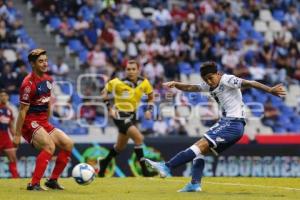 FÚTBOL . CLUB PUEBLA VS CHIVAS