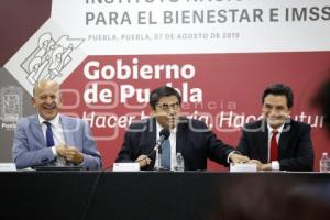 GOBIERNO . REUNIÓN . SALUD