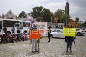 MANIFESTACIÓN . CASA AGUAYO