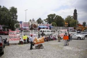 MANIFESTACIÓN . CASA AGUAYO