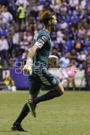 FÚTBOL . CLUB PUEBLA VS PACHUCA