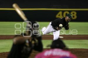 BEISBOL . PERICOS VS LEONES