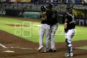 BEISBOL . PERICOS VS LEONES