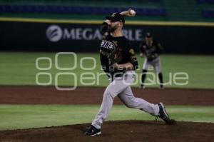 BEISBOL . PERICOS VS LEONES