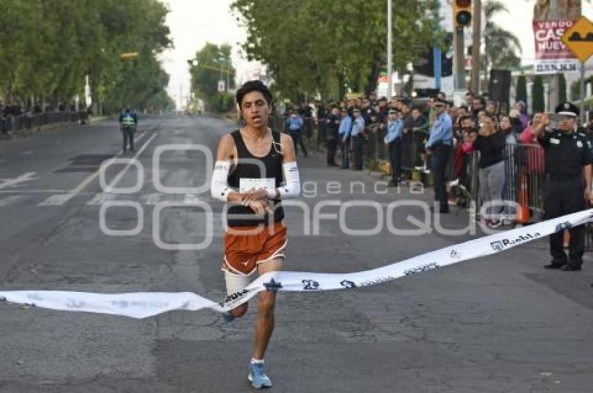 CARRERA CORRE CON TU POLICIA