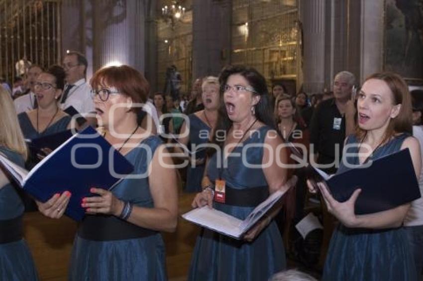 MISA DOMINICAL . CATEDRAL