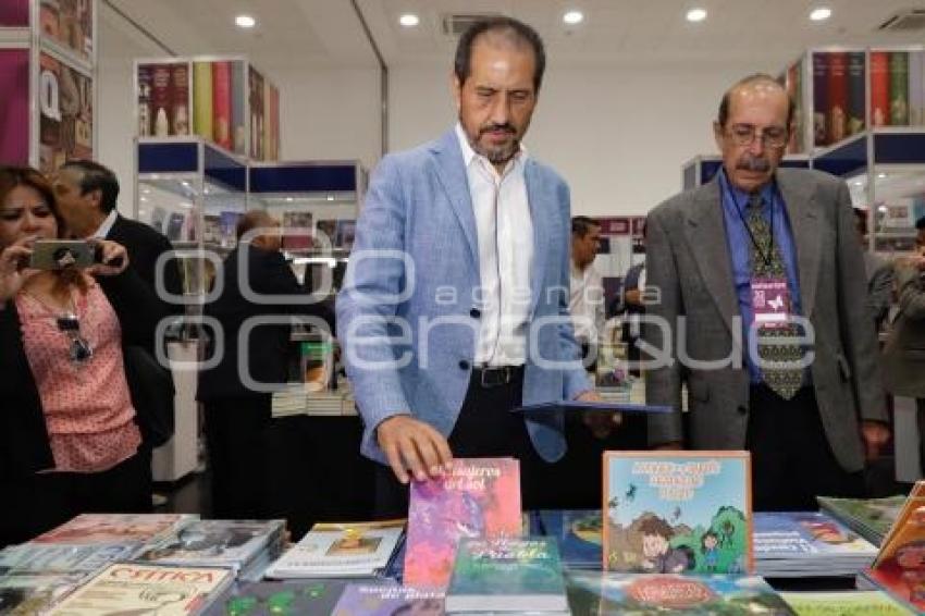 FERIA DEL LIBRO . BUAP