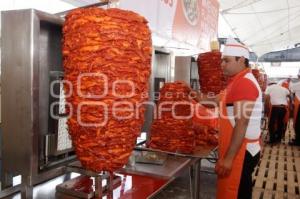 SAN NICOLÁS . FERIA DEL TACO