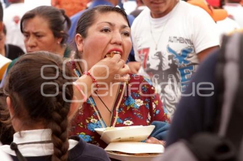 SAN NICOLÁS. FERIA DEL TACO