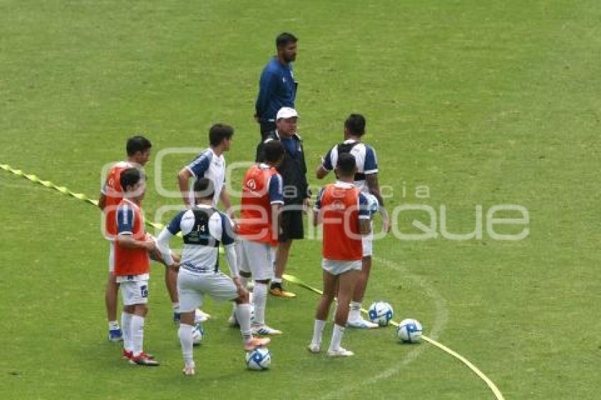 FUTBOL  . CLUB PUEBLA . ENTRENAMIENTO