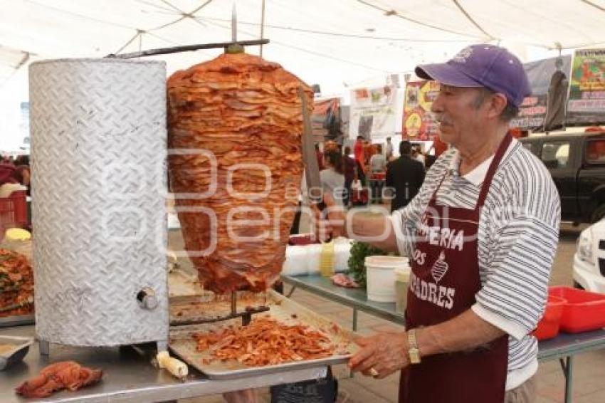 SAN NICOLÁS . FERIA DEL TACO