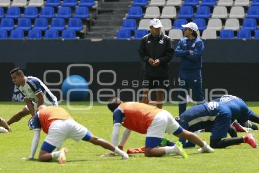 FUTBOL  . CLUB PUEBLA . ENTRENAMIENTO